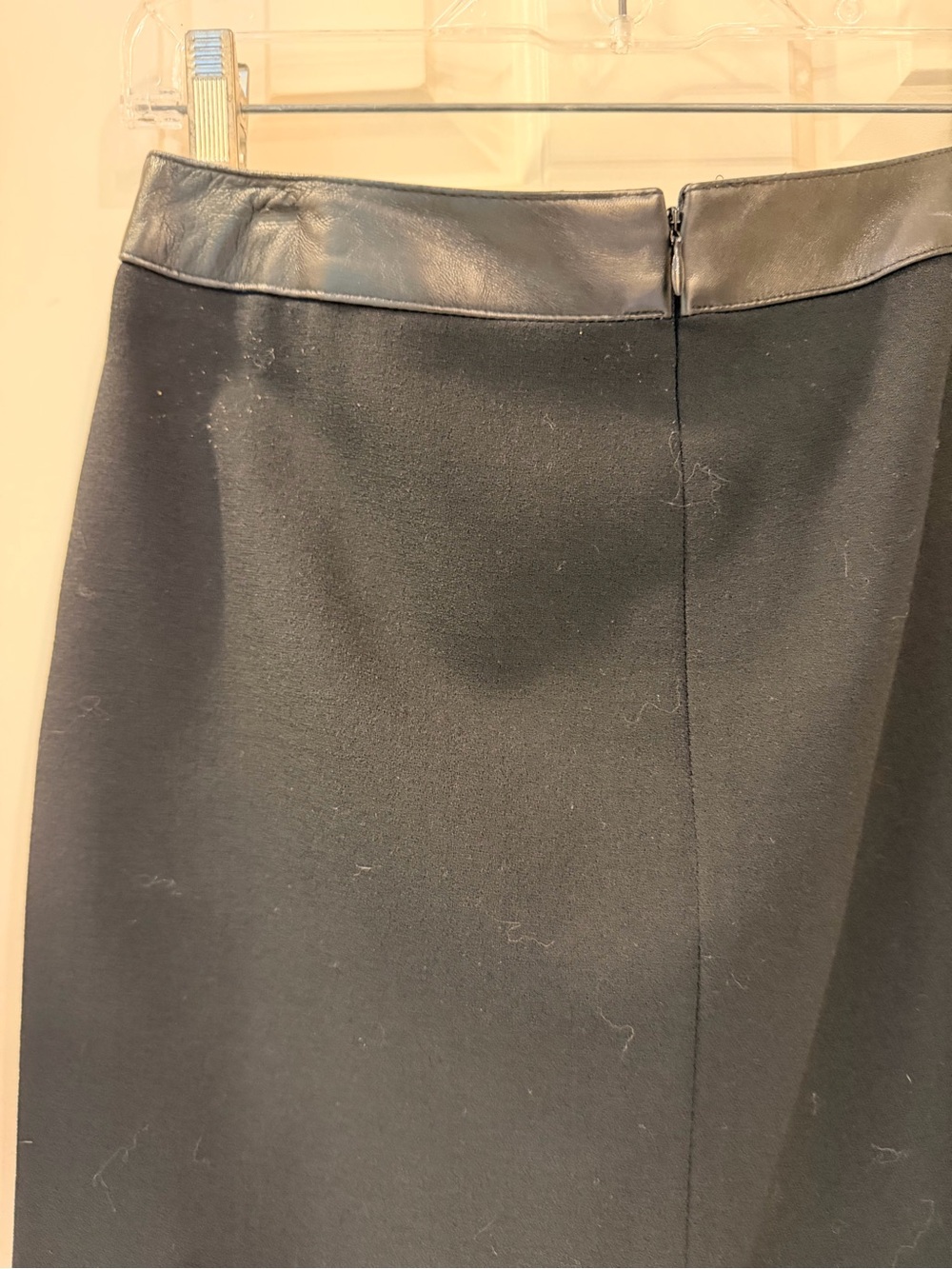 Linda Allard Ellen Tracy Black A-Line Skirt with Leather & Buckle Waist, Sz 6 - Picture 7 of 12